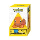 "Verpakking van Pokémon hangende figuur Charmander, met levendige kleuren en populair karakterontwerp."